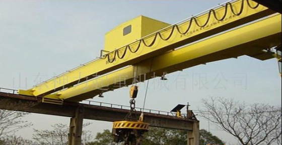 起重機(jī)械液壓油泵