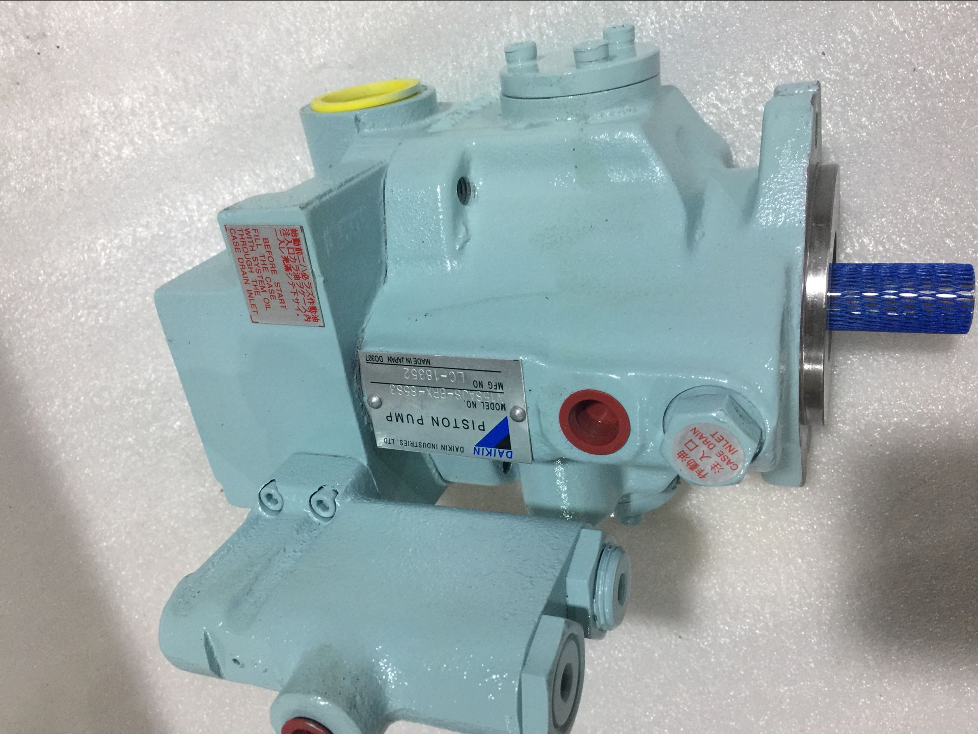 大金液壓油泵型號V15SAJS-BRX-85S3